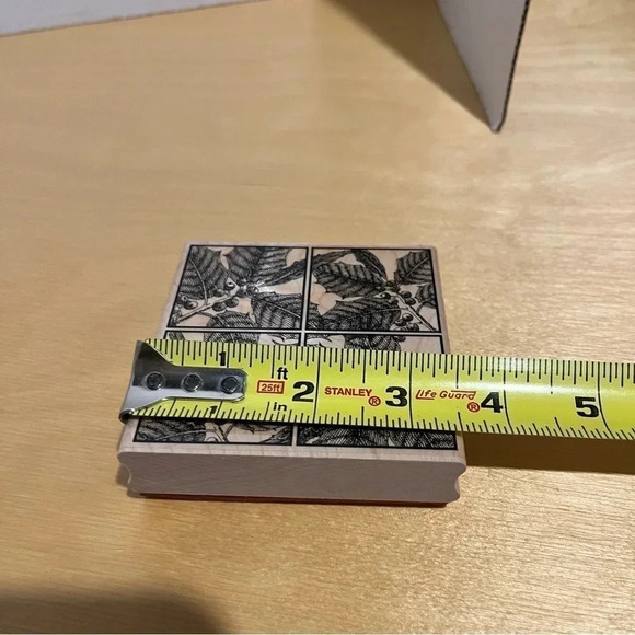 Impression Obsession Holly Square rubber stamp Christmas wood F1268 - Picture 6 of 6